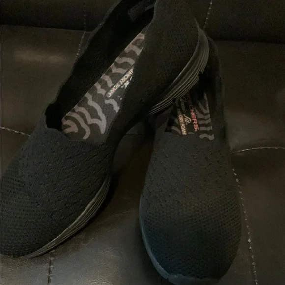 SKETCHERS CLASSIC FIT AIR COOLED MEMORY FOAM SIZE 9 $_12.JPG?set_id=880000500F main image 4